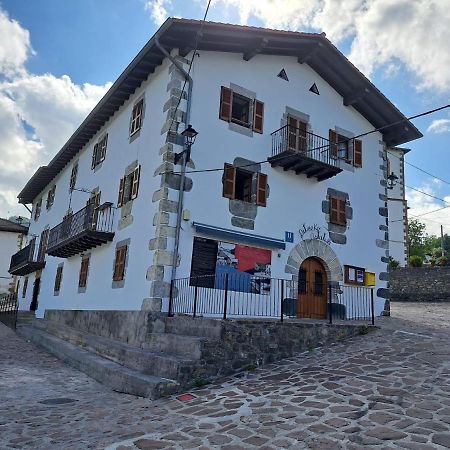 Posada De Oitz Oiz Εξωτερικό φωτογραφία
