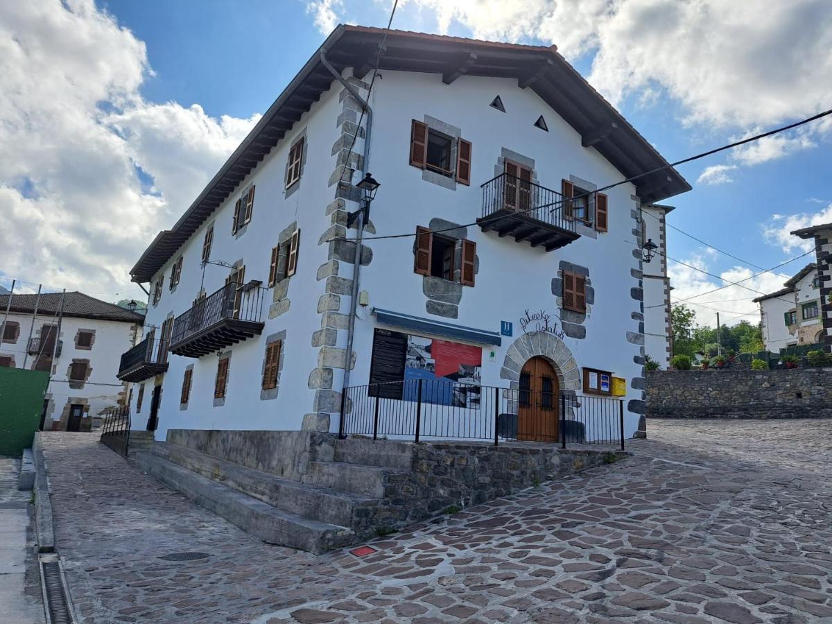 Posada De Oitz Oiz Εξωτερικό φωτογραφία